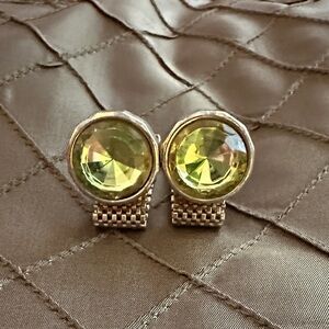 1970’s Masculine Hickok Round Green Gold Mesh Wrap Cufflinks. Good Condition